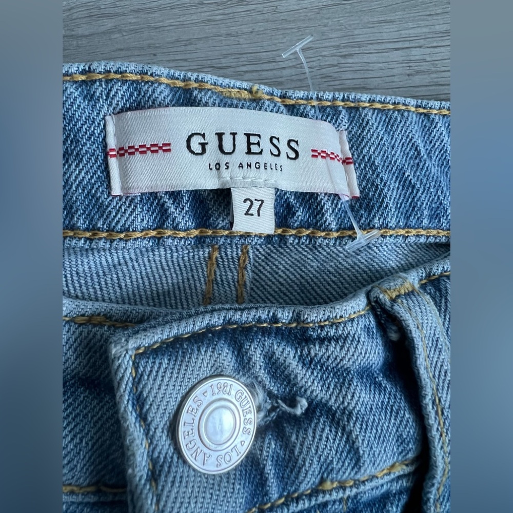 Guess Women’s Button Fly High Rise Jeans - Picture 8 of 8
